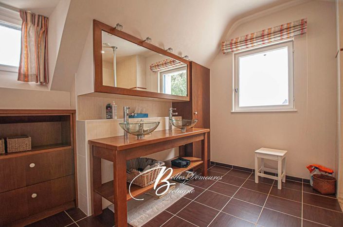 Image No.13-4 Bed House for sale