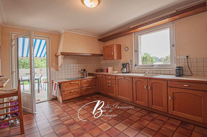 Image No.7-4 Bed House for sale
