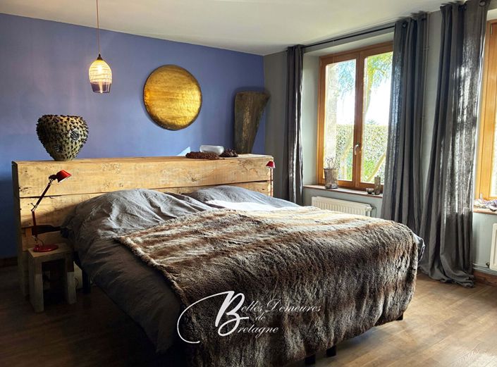 Image No.7-4 Bed House for sale