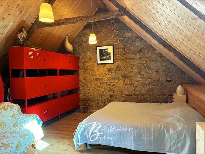 Image No.8-4 Bed House for sale
