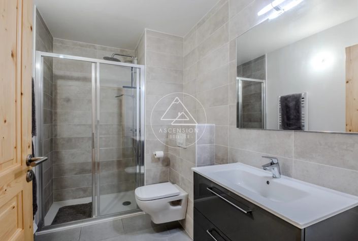Image No.18-3 Bed Apartment for sale