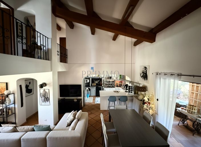 Image No.17-4 Bed House for sale