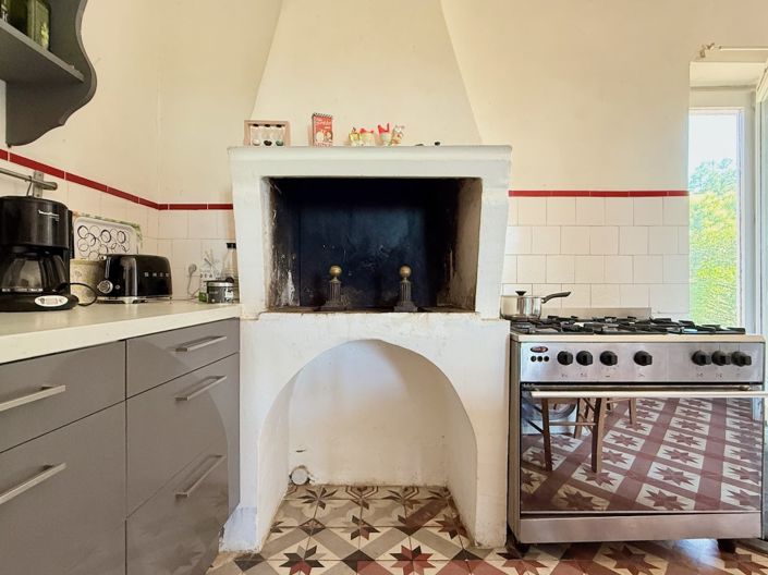 Image No.20-5 Bed House for sale