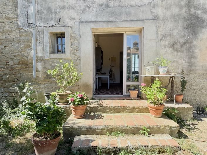 Image No.25-5 Bed House for sale