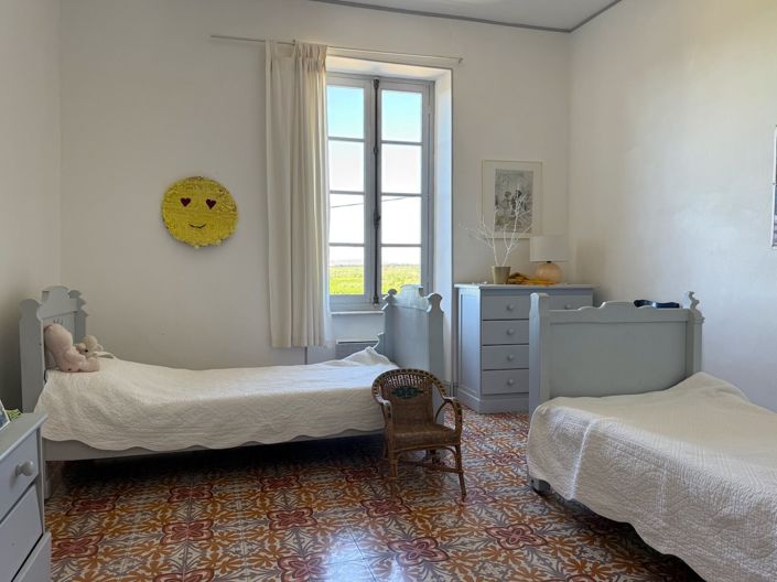 Image No.32-5 Bed House for sale