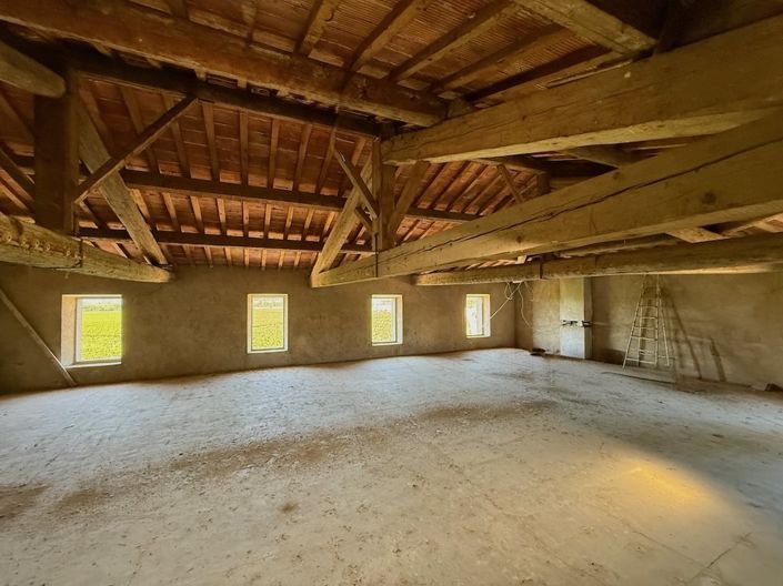 Image No.37-5 Bed House for sale