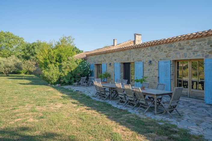 Image No.24-7 Bed Property for sale