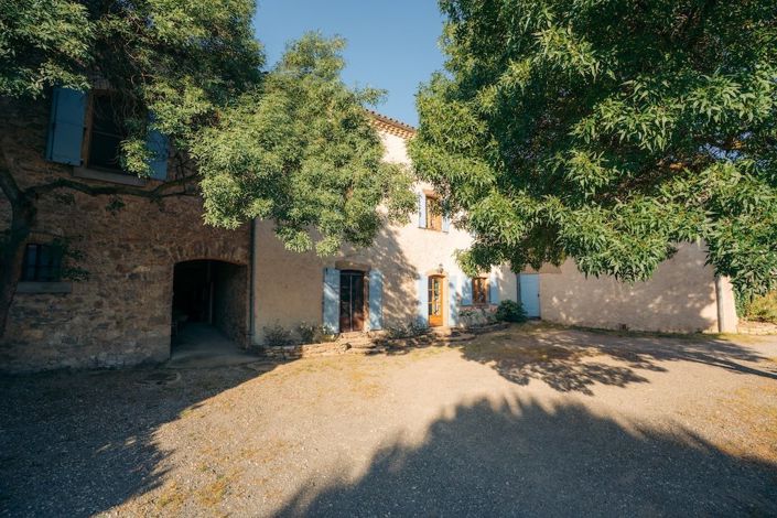 Image No.7-7 Bed Property for sale