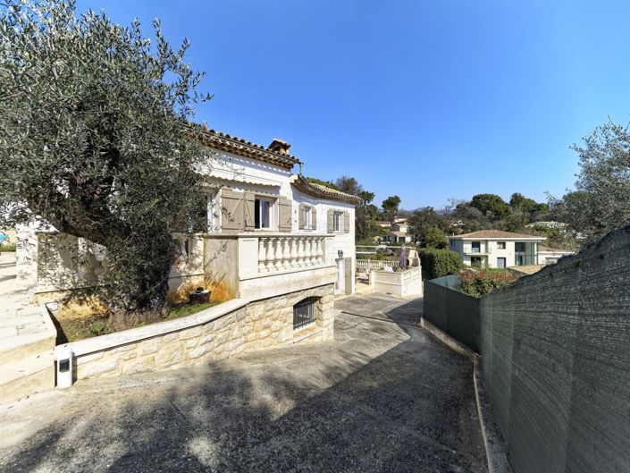 Image No.2-3 Bed House for sale