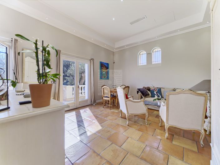 Image No.6-3 Bed House for sale