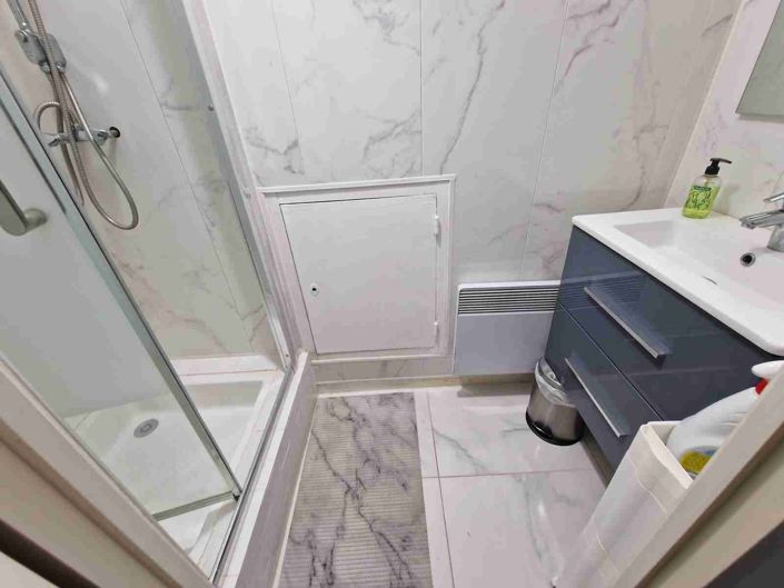 Image No.12-5 Bed House for sale