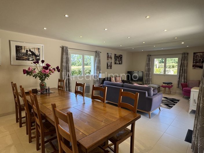 Image No.4-3 Bed House for sale
