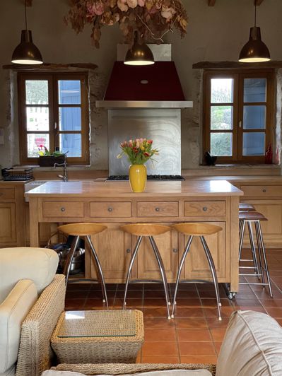 Image No.8-7 Bed House for sale