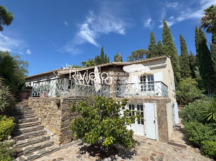 Image No.10-4 Bed House for sale