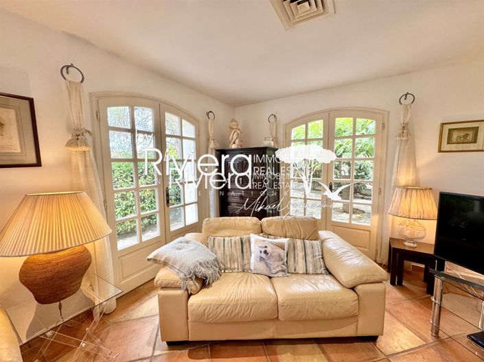 Image No.19-4 Bed House for sale