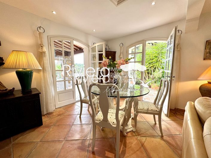 Image No.20-4 Bed House for sale