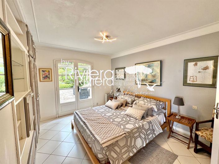 Image No.32-4 Bed House for sale