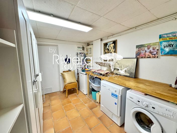 Image No.42-4 Bed House for sale