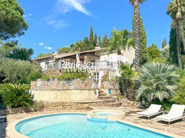 Image No.6-4 Bed House for sale