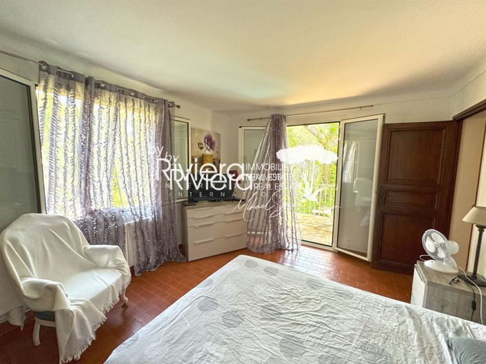 Image No.17-9 Bed House for sale