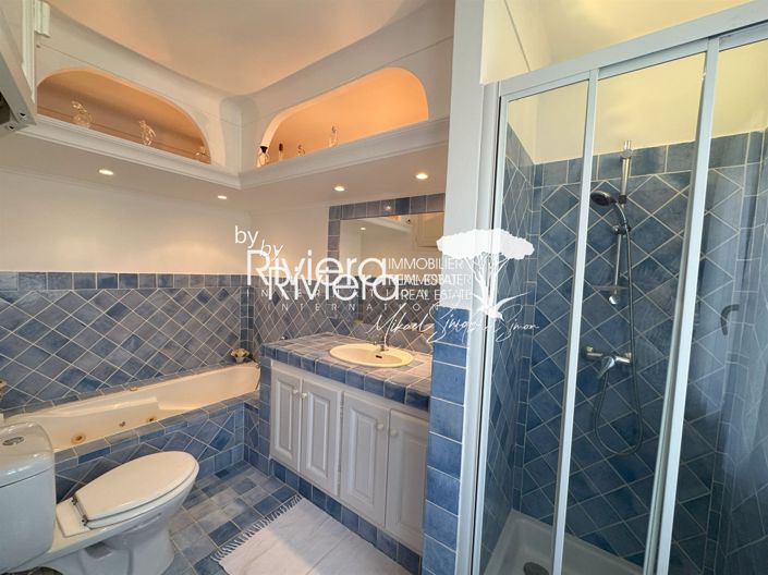 Image No.18-9 Bed House for sale