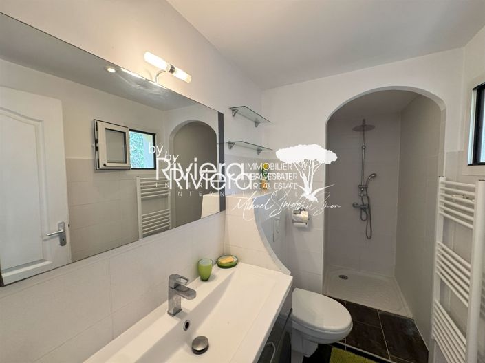 Image No.35-9 Bed House for sale