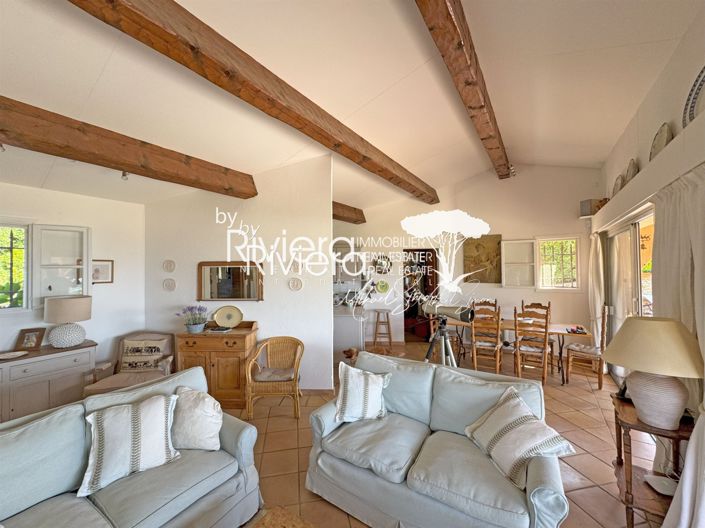 Image No.10-5 Bed House for sale