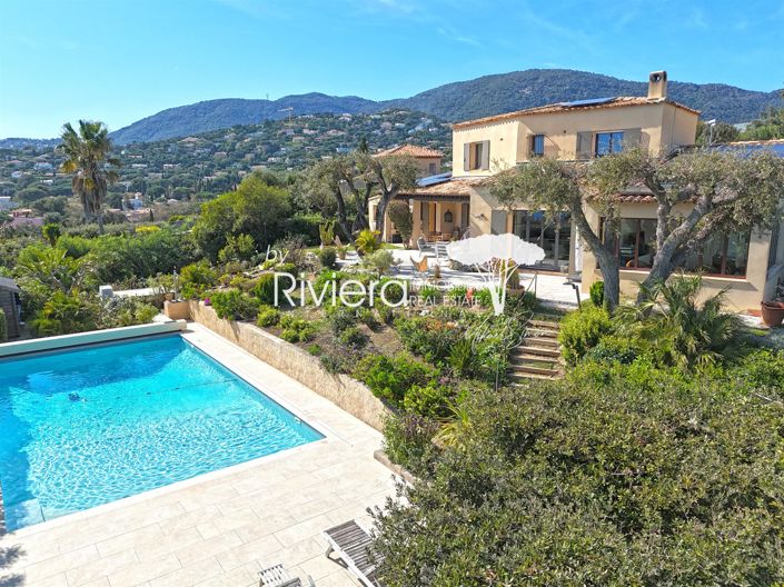 Image No.3-4 Bed House for sale