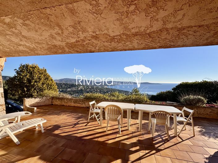Image No.22-4 Bed House for sale