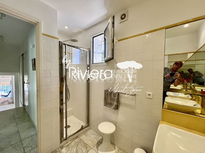 Image No.21-5 Bed House for sale