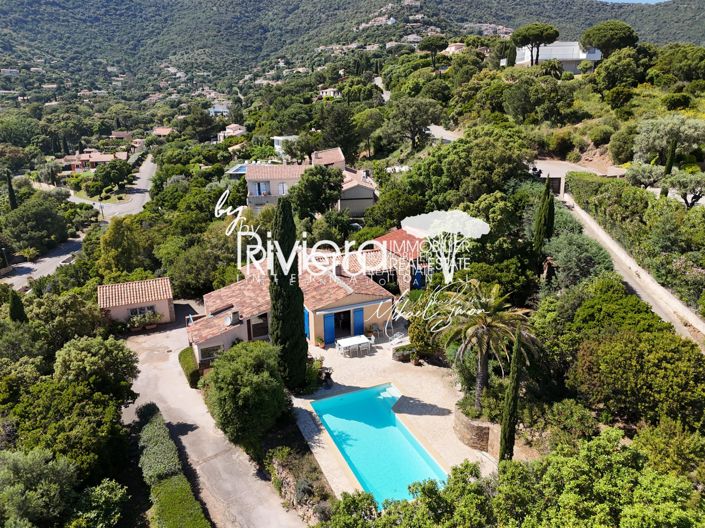 Image No.24-5 Bed House for sale