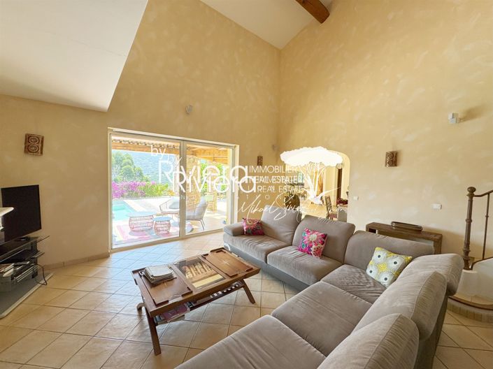 Image No.9-4 Bed House for sale