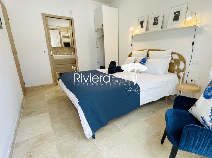 Image No.20-4 Bed House for sale