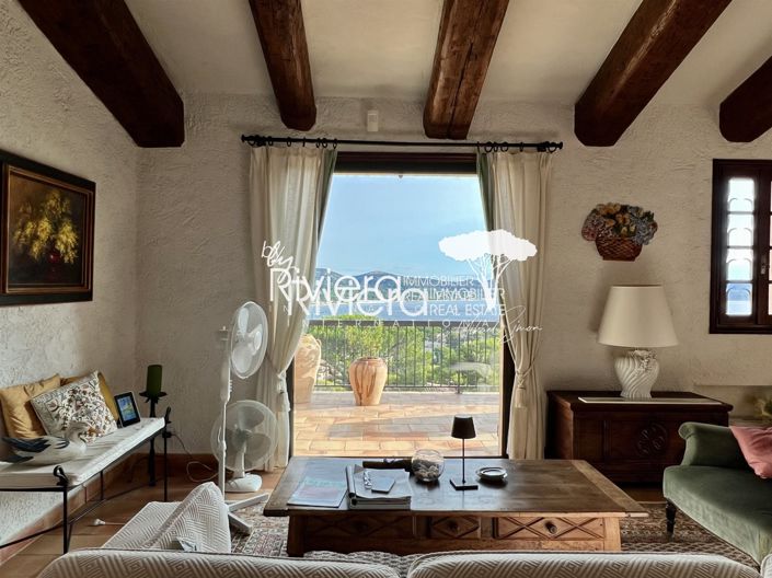 Image No.17-5 Bed House for sale