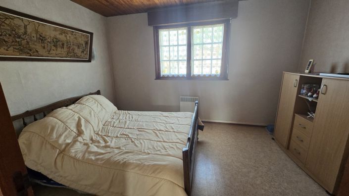 Image No.4-2 Bed House for sale