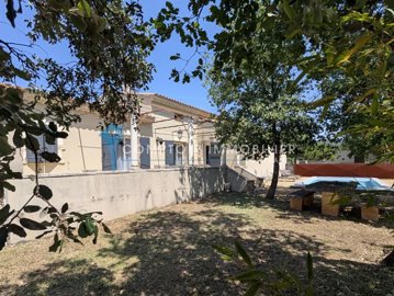 1 - Vaucluse, Maison