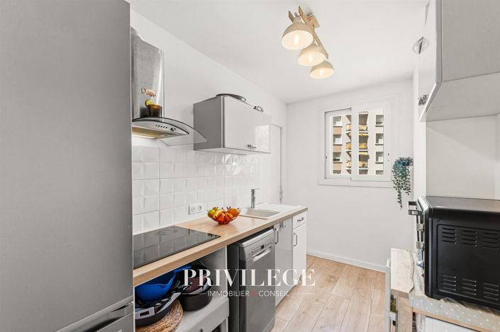 Image No.11-2 Bed Apartment for sale