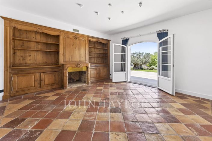 Image No.12-House for sale