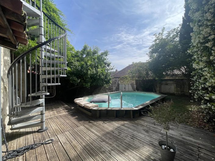 Image No.2-4 Bed House for sale