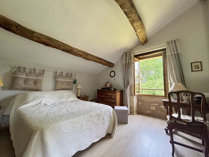 Image No.15-3 Bed House for sale