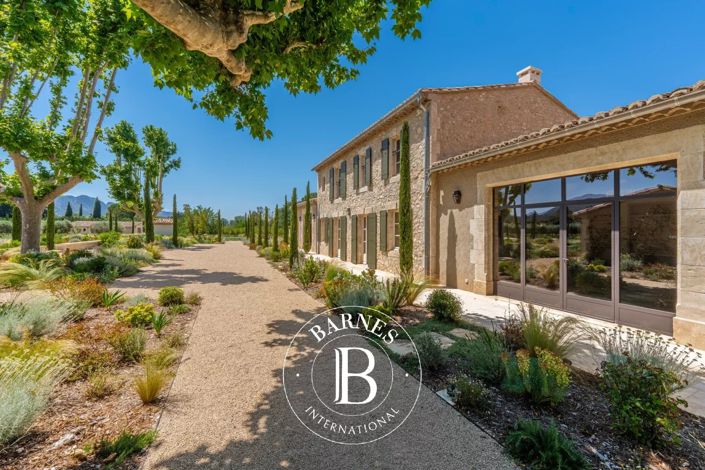 Image No.6-7 Bed House for sale