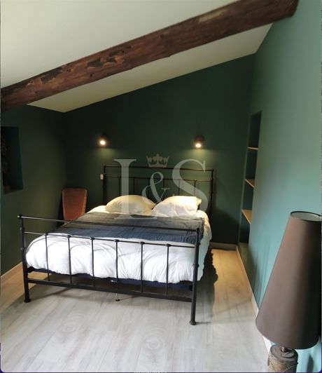 Image No.10-5 Bed House for sale