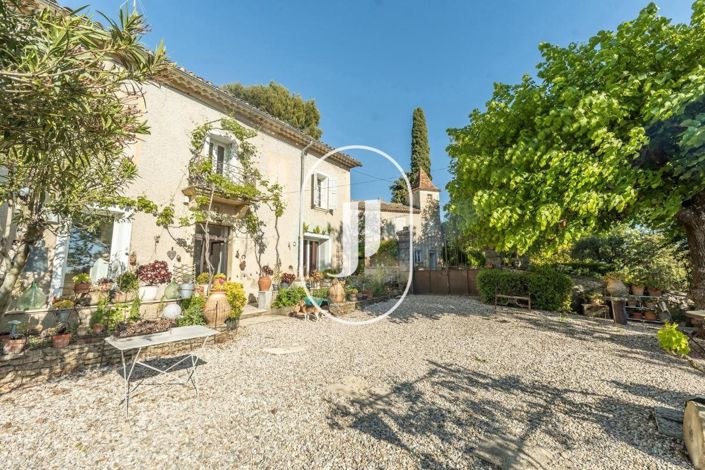 Image No.18-4 Bed House for sale