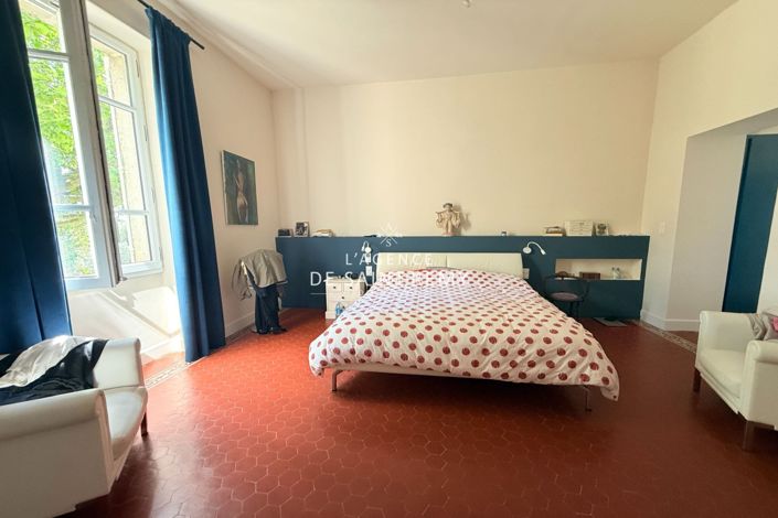 Image No.10-4 Bed House for sale