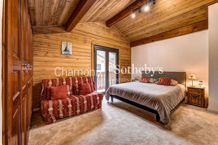 Image No.12-4 Bed House for sale