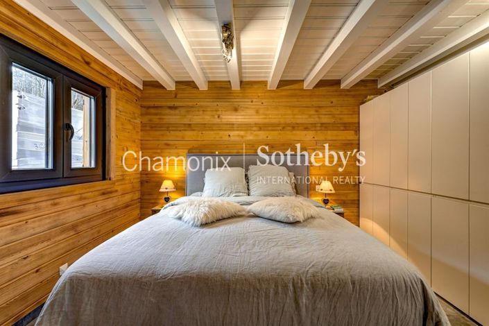 Image No.6-4 Bed House for sale