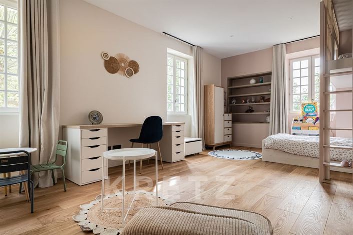 Image No.21-7 Bed House for sale