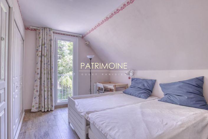 Image No.8-3 Bed House for sale