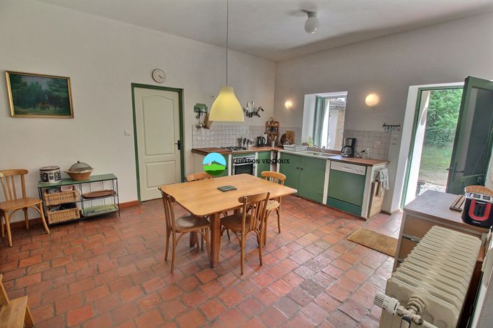 Image No.7-4 Bed House for sale