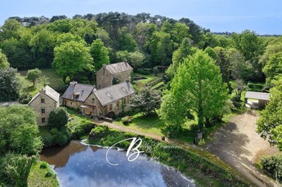 1 - Locoal-Mendon, House